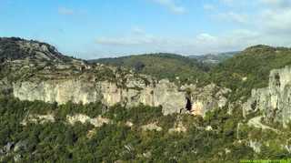 Les falaises au dessus de Pégairolles-de-l'Escalette