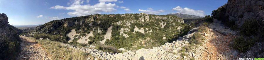 Occitanie-rando - Randonnée pédestre - Le Castellas de Montpeyroux - Le Barry