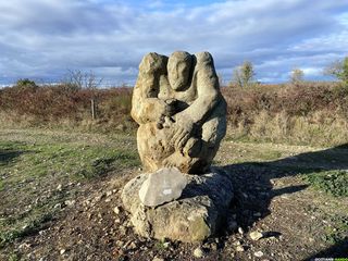 Occitanie-rando - Randonnée - Hérault - Montagnac - Parcours Art et Nature - Etendoir des Fées