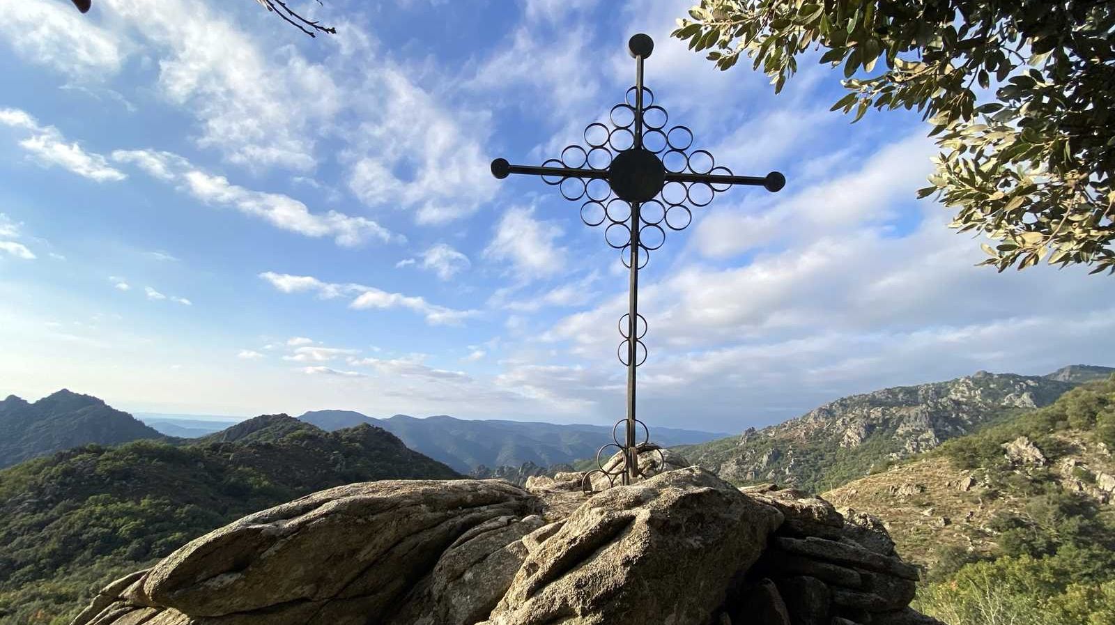 Occitanie-rando - Trekking - Hérault - Mons - Hameau du Bardou - GR7 - Espinouse