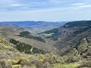 Le plateau de l'Escandorgue et le temple bouddhiste Lérab Ling