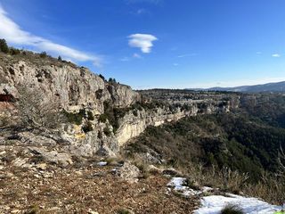 Saint-Etienne-de-Gourgas et son cirque du bout du monde