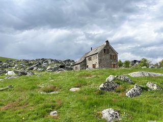 Randonnée itinérante - Tour de l'Aubrac - 4 jours - Occitanie-rando