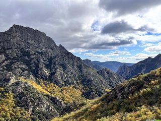 Trekking dans les gorges d'Héric entre Bardou et Héric