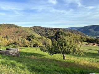 De Prémian au lac de Vézoles via le chemin des Légendes