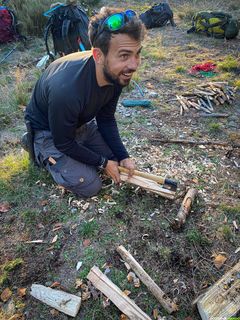 Stage de bushcraft dans le parc national des Cévennes avec Raphaël de La vue des Cimes