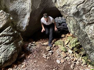 Randonnée à travers les chemins pastoraux traditionnels au Mas de Roussières