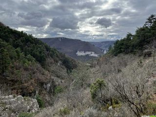 Une randonnée entre les gorges de la Dourbie et le causse Noir Une randonnée entre les gorges de la Dourbie et le causse Noir