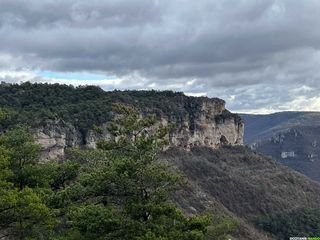 Une randonnée entre les gorges de la Dourbie et le causse Noir Une randonnée entre les gorges de la Dourbie et le causse Noir