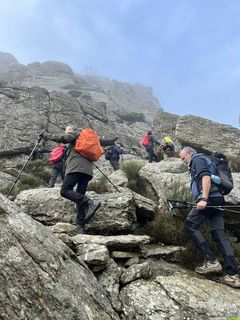 Randonnée dans les Gorges de Colombières : Beauté sauvage et mystère sous la brume