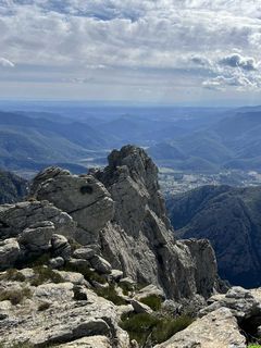   Randonnée sur le versant sud du Caroux : un itinéraire technique et panoramique