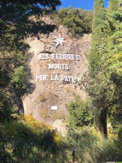 Randonnée au Roc des Deux Vierges depuis Saint-Saturnin-de-Lucian Randonnée au Roc des Deux Vierges depuis Saint-Saturnin-de-Lucian