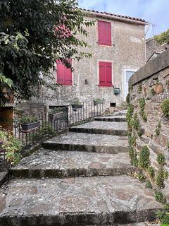 Prémian - Le Chemin des Légendes – Sentier des 1000 marches Prémian - Le Chemin des Légendes – Sentier des 1000 marches