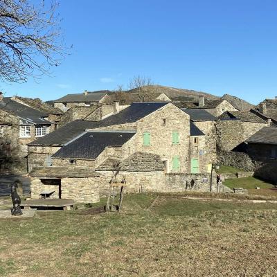 Randonne Dans La Valle Du Viallais Douch 80