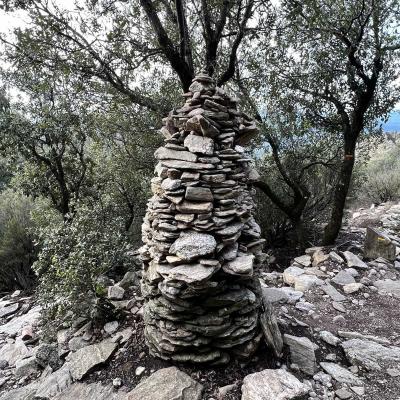 Occitanie Rando Trekking Saint Martin De Larcon Roc Caroux Aiguilles Viallat 34