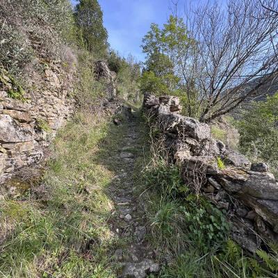 Occitanie Rando Herault Trekking Gornies Grotte Maure Pic Anjeau 08