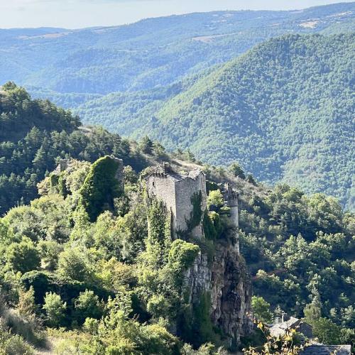 Occitanie Rando Trekking La Roque Sainte Larguerite Causse Noir Dourbie 43